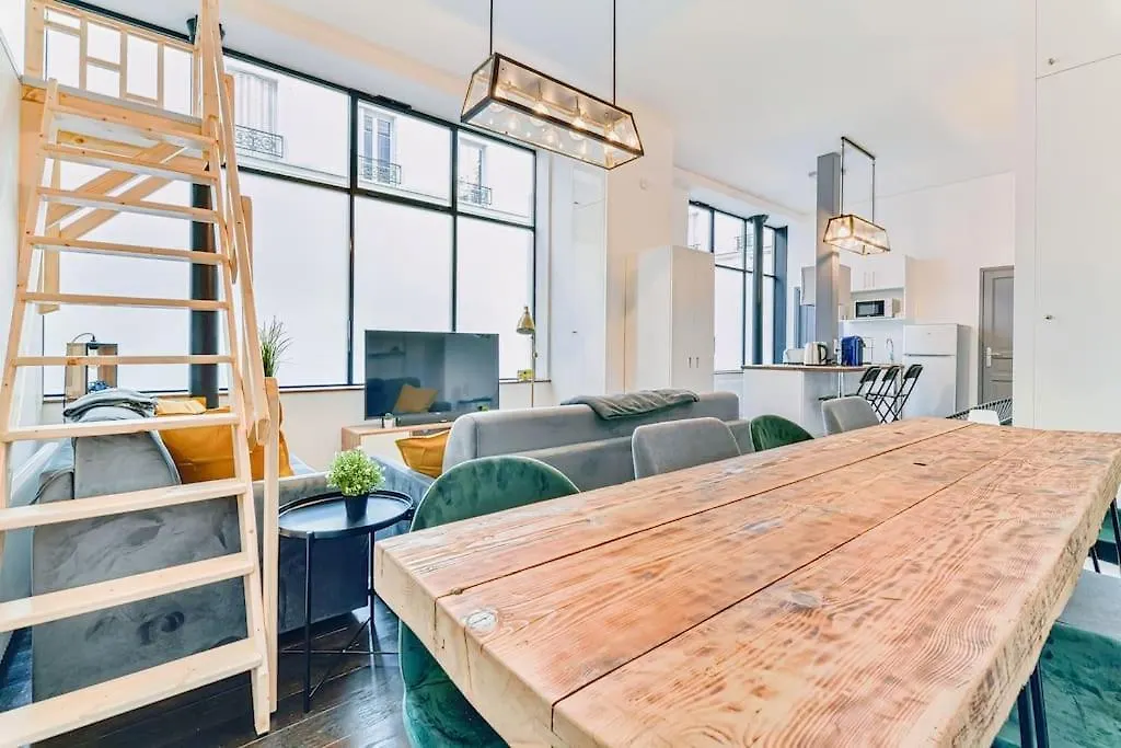 Renovated Design In Montparnasse 巴黎